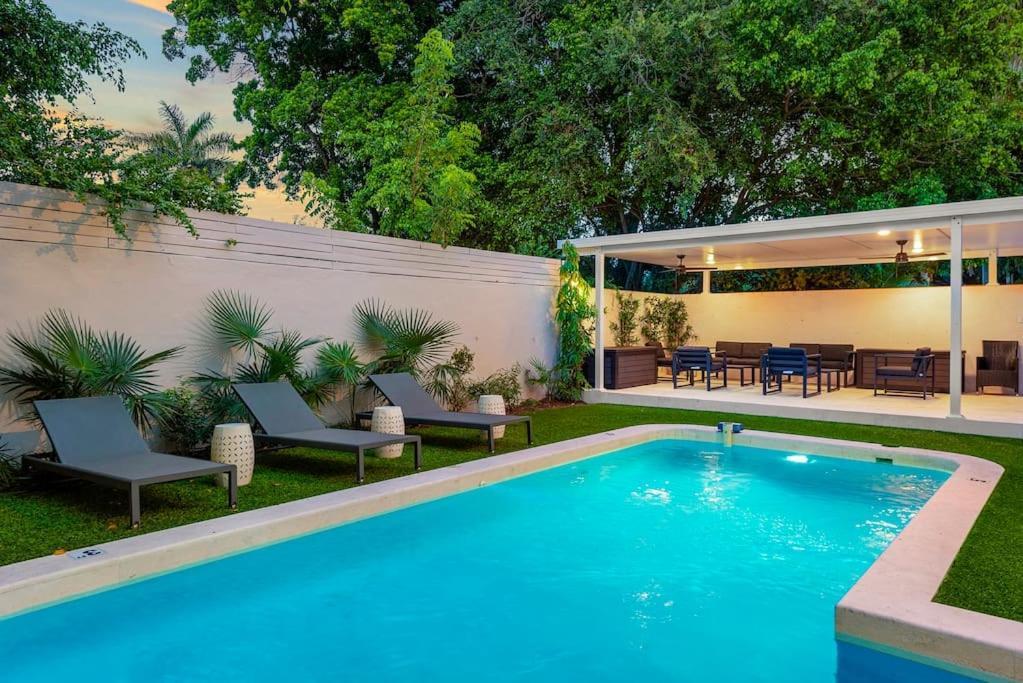 Beautiful Villa With Heated Pool Must Seen! Miami Exterior foto